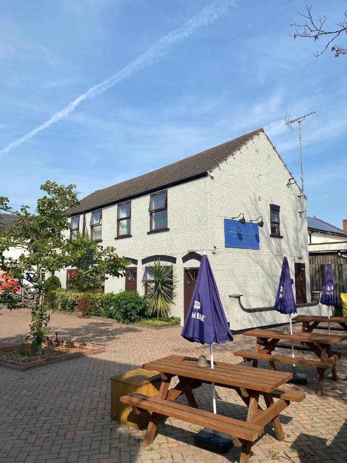Hotel The Whistle And Flute à Barnetby le Wold Extérieur photo