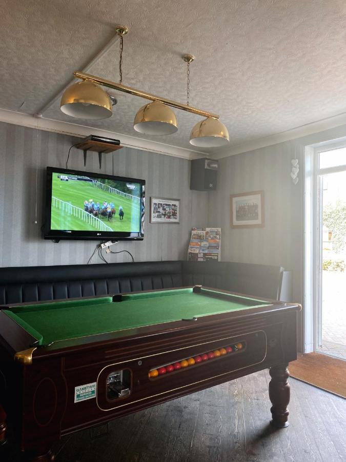 Hotel The Whistle And Flute à Barnetby le Wold Extérieur photo