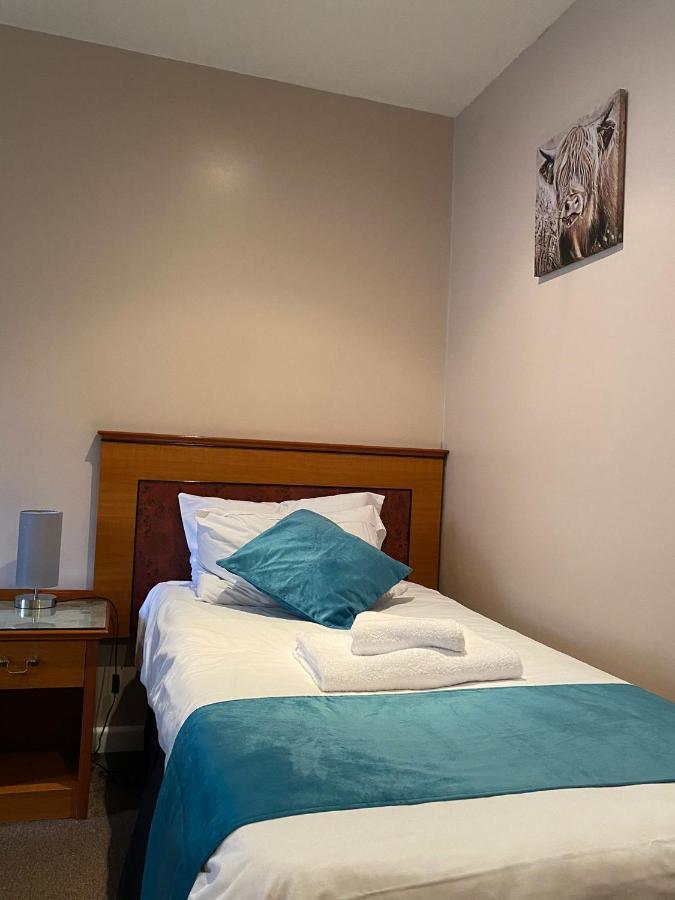 Hotel The Whistle And Flute à Barnetby le Wold Extérieur photo