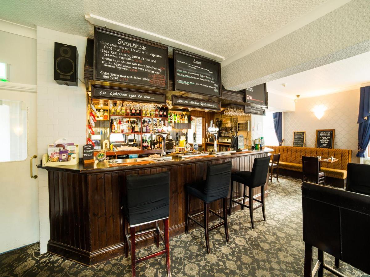 Hotel The Whistle And Flute à Barnetby le Wold Extérieur photo
